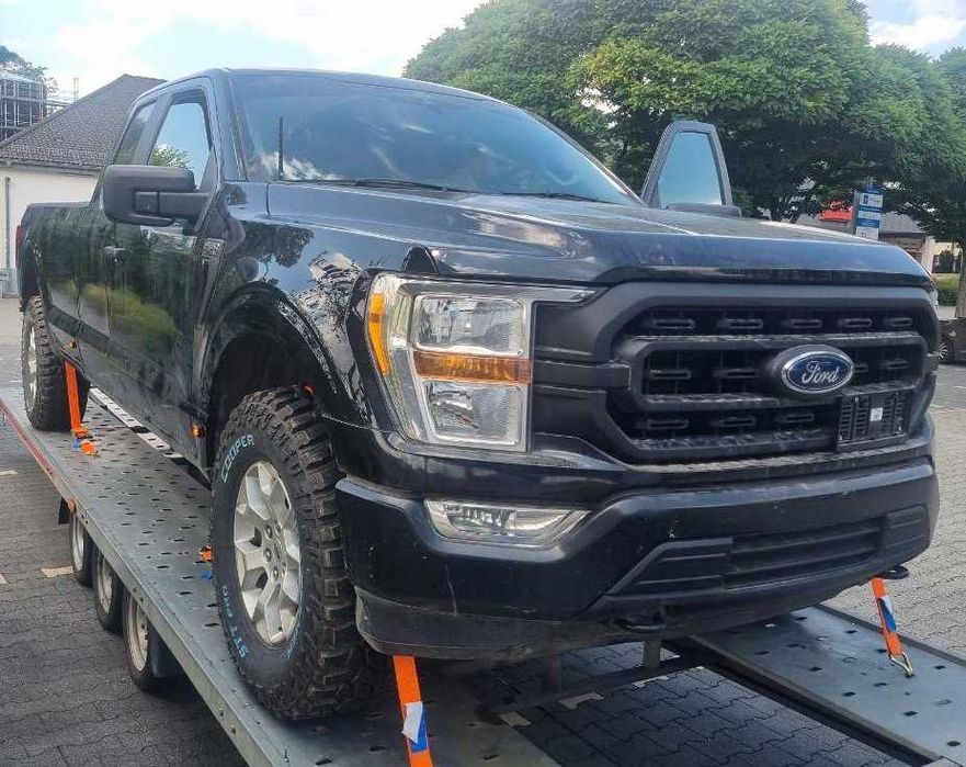 Ford F-150 imported from the USA on a Salvage Title